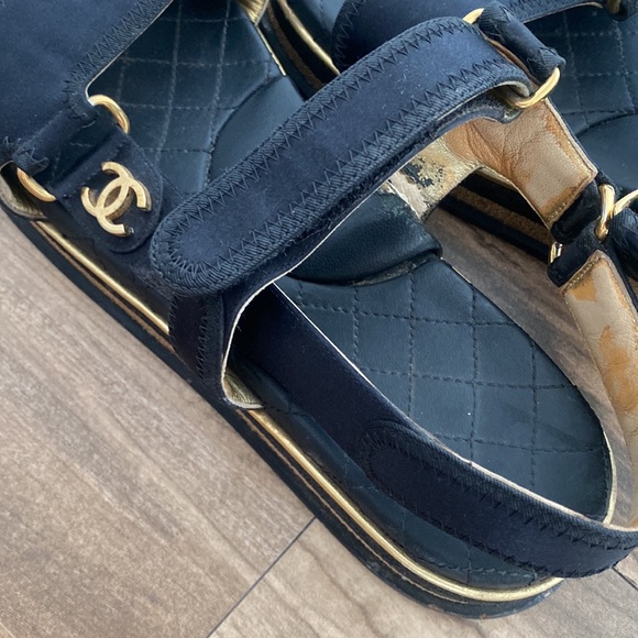 CHANEL Velcro Slide - Picture 8 of 12